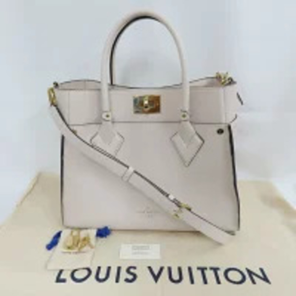 Louis Vuitton Mahina Shoulder My On Side Handbag